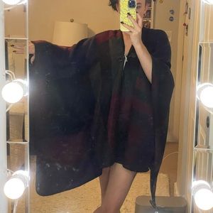 Plaid Calvin Klein poncho